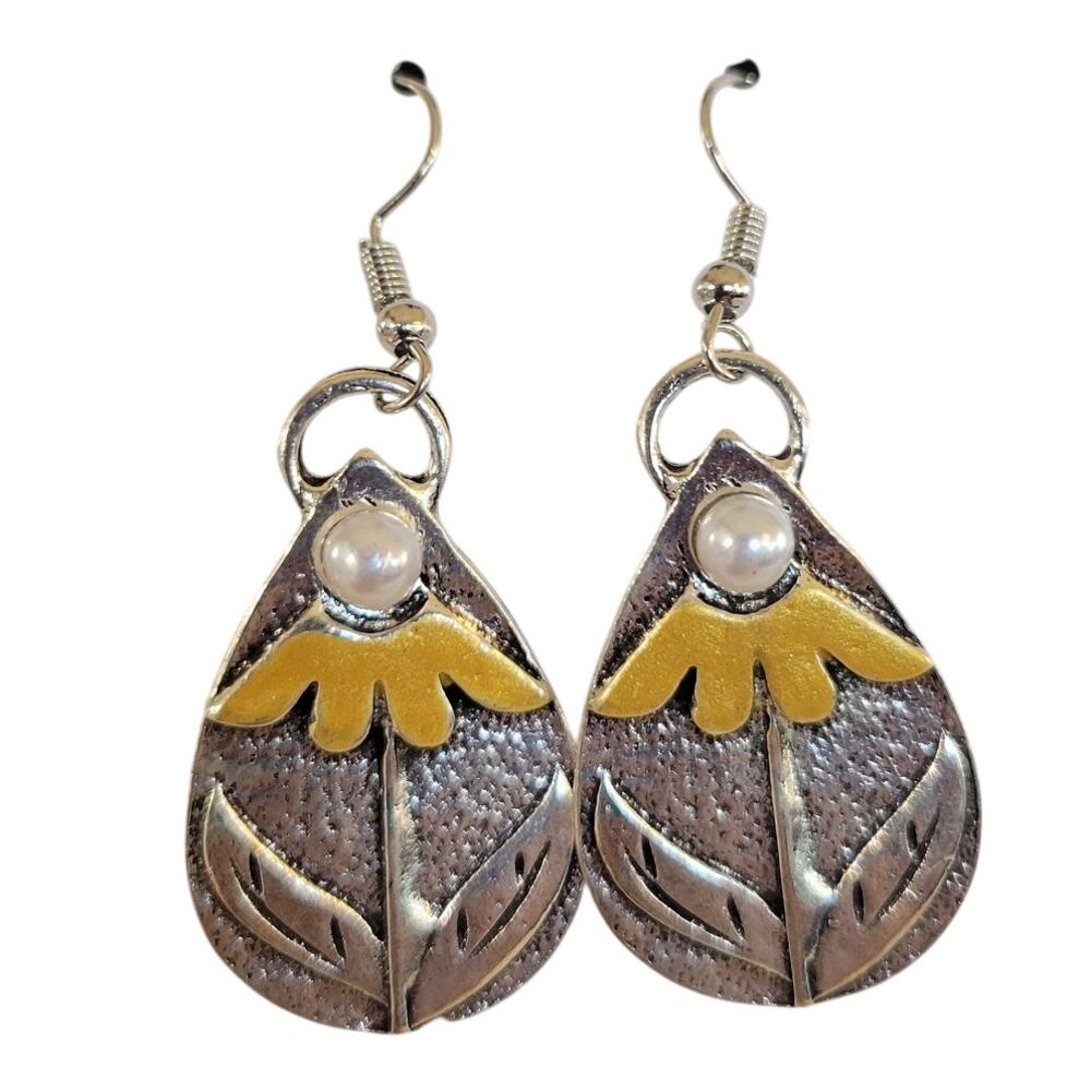 Dangle Earrings Silver Tone Teardrop Floral Yellow Enamel & Faux Pearl Gift Bag